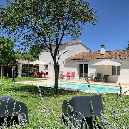 Villa Quatreal Piscine Privee, Chauffee